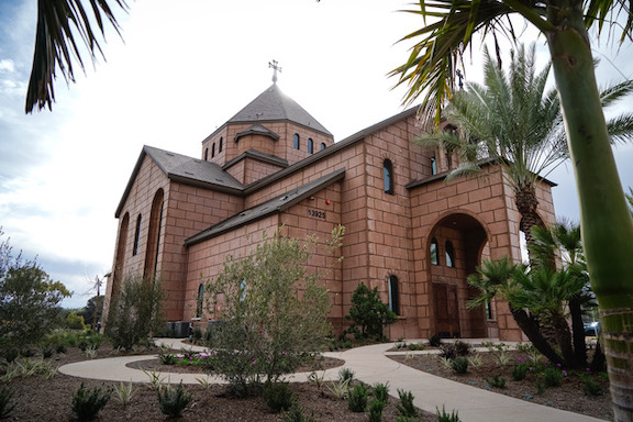 New St. Sarkis Armenian Church consecrated in San Diego