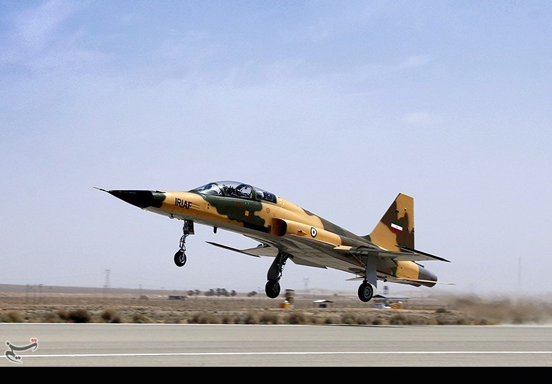 سقوط هواپیمای جنگنده در تبریز- ۲ خلبان جنگنده شهید شدند