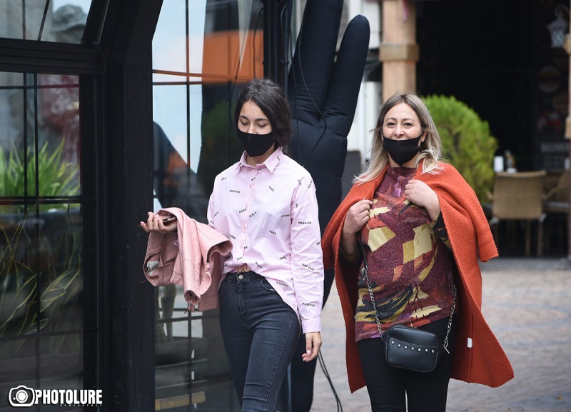 Wearing of masks outdoors now mandatory in Armenia