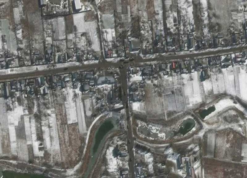کاروان نظامی عظیم روسیه در نزدیکی کی‌یف پخش شده است