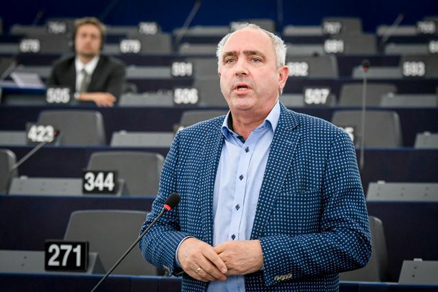 نماینده پارلمان اروپا: علی اف میراث تاریخی مسیحی آرتساخ را نابود می کند