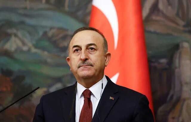 وزیر خارجهٔ ترکیه: ترکیه پذیرای اولیگارش‌های روس است