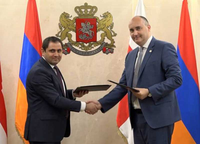 Հայաստանի և Վրաստանի պաշտպանության նախարարները ստորագրել են ռազմական համագործակցության ծրագիր 