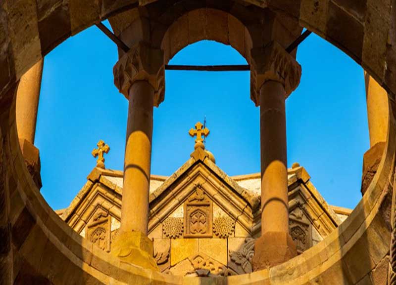 آیا می‌دانید قدیمی‌ترین کلیسای جهان در ایران است؟ 