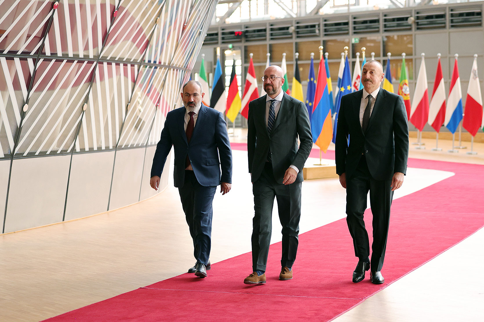 توافق ارمنستان و جمهوری آذربایجان بر سر آغاز به کار کمیسیون مرزها