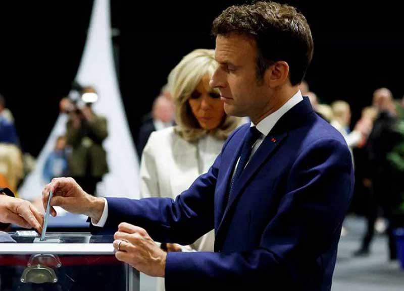Ֆրանսիայում ընթանում է խորհրդարանական ընտրությունների երկրորդ փուլը. քվեարկել են Էմանուել և Բրիջիթ Մակրոնները