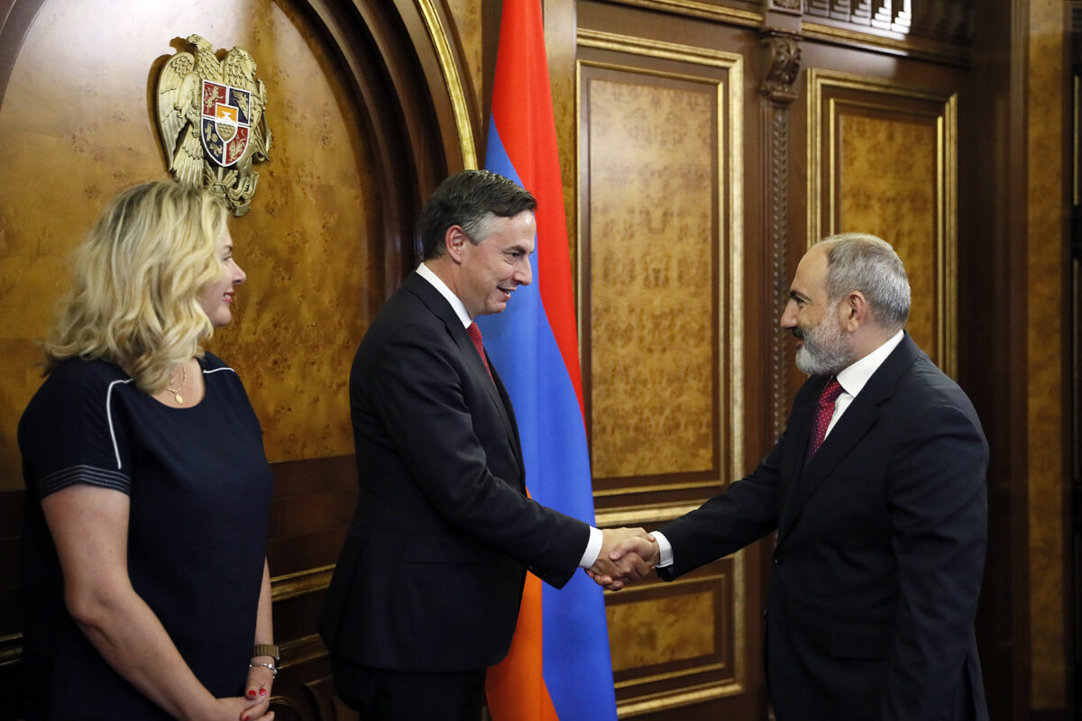 European Parliament will continue efforts to ensure return of Armenian POWs, MEP David McAllister tells PM Pashinyan