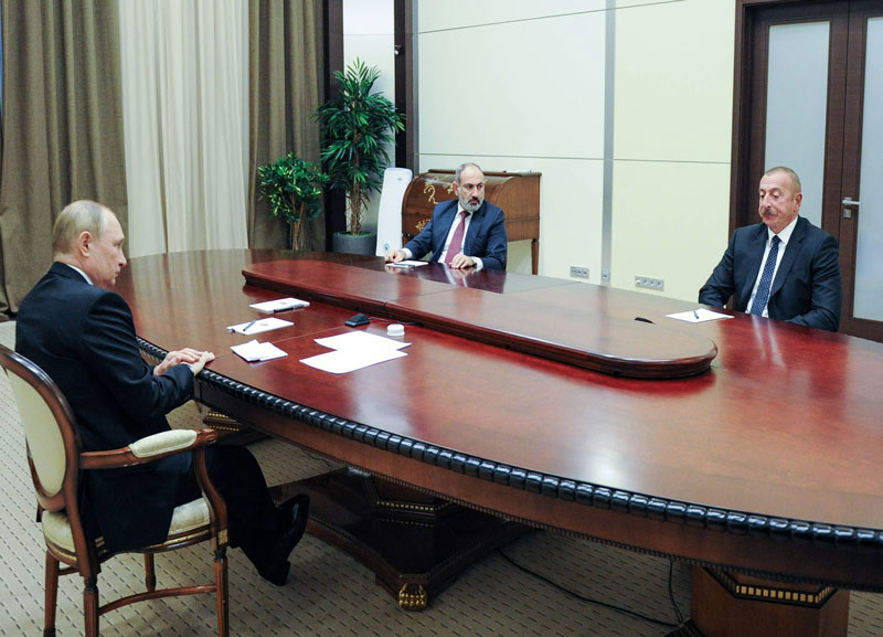 Բարձրաստիճան հանդիպումներին ընդառաջ․ Հայաստանում հարցականի տակ են դնում նոյեմբերի 9-ի փաստաթղթի օրինականությունը