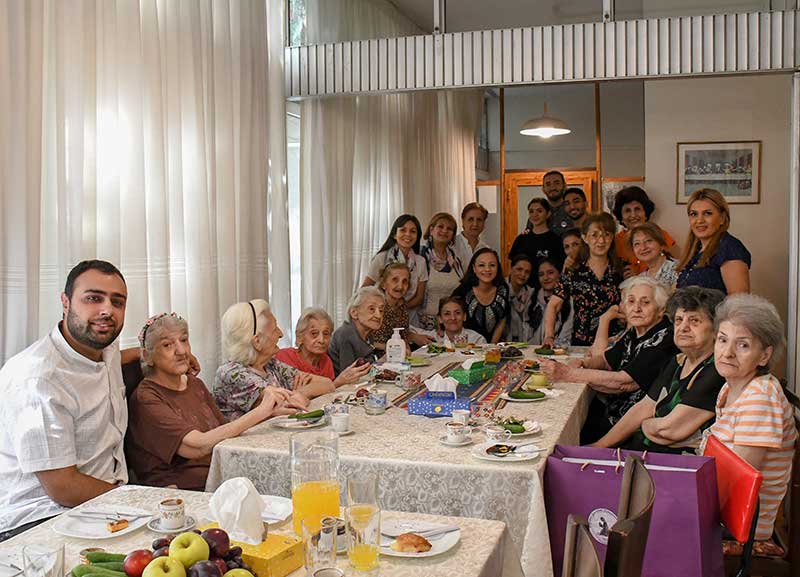 Այցելություն «Սոսե Մայրիկ» ծերանոց՝ տարեցների միջազգային օրվա առիթով 