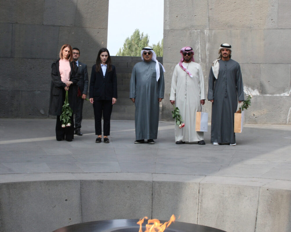 UAE delegation pays tribute to the memory of Armenian Genocide victims