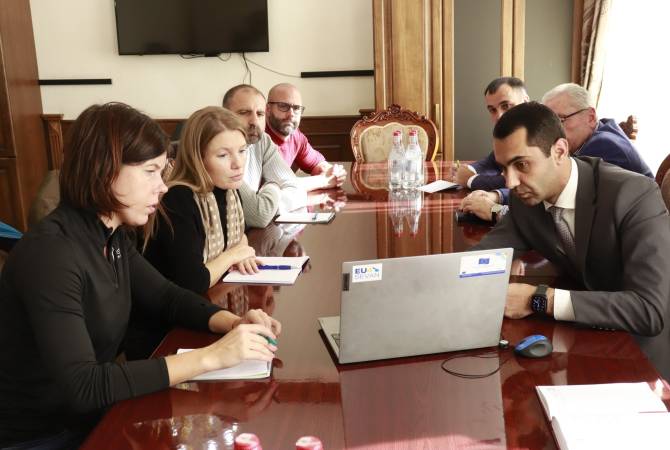 Gegharkunik Governor briefs EU monitors on consequences of latest Azerbaijani aggression