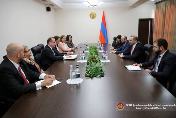 Security Council Secretary receives delegation led by leader of EU Monitoring Capacity in Armenia