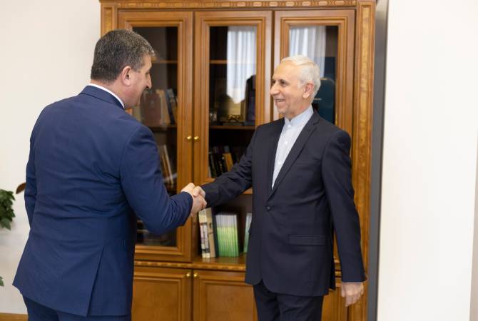 Armenia, Iran highlight need for quickly implementing bilateral agreements