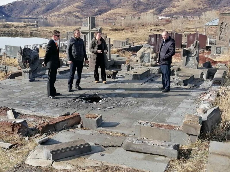 Dutch Ambassador in Jermuk to see the aftermath of Azerbaijani aggression