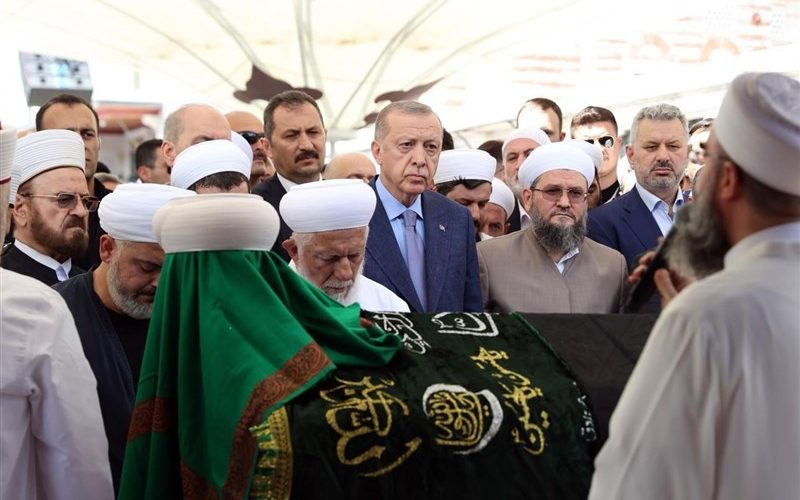 در آستانه انتخابات ترکیه تنش حزب اردوغان و مخالفان بر سر طریقت‌ها