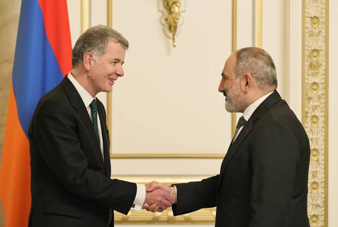 Nikol Pashinyan receives Chief of UK Secret Intelligence Service