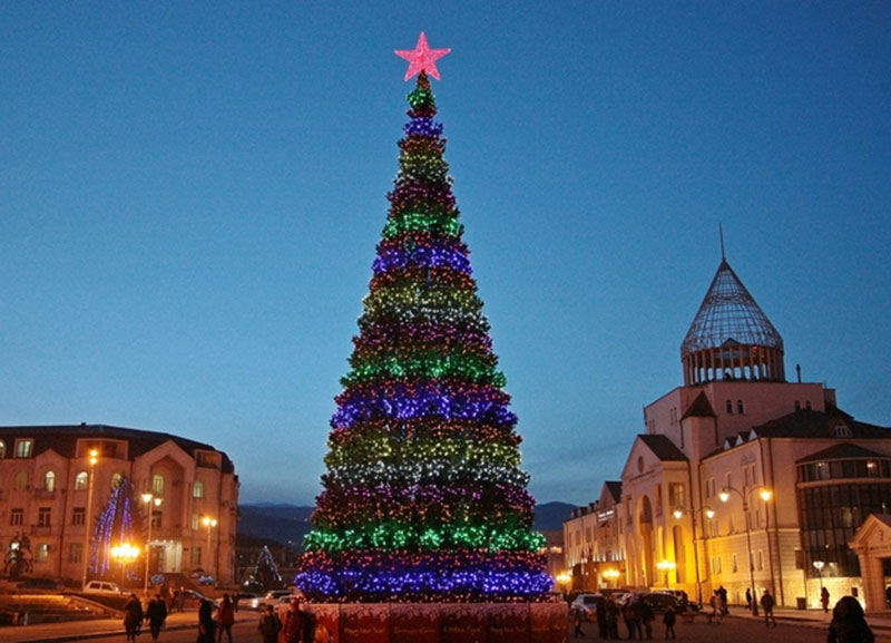 Դեկտեմբերի 23-ին կվառվեն Ստեփանակերտի տոնածառի լույսերը