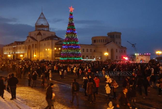 Nagorno Karabakh’s capital organizes New Year Tree lighting ceremony