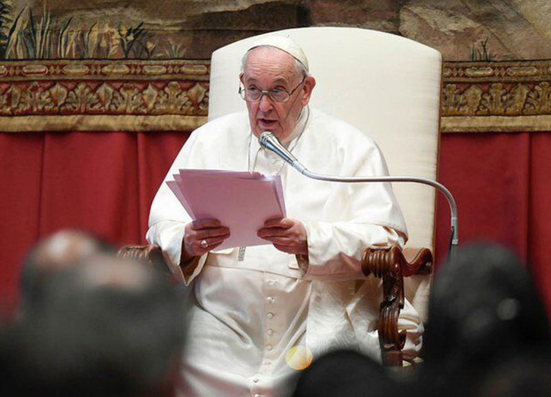 پاپ خواستار ازسرگیری مذاکرات رفع تحریم‌ها شد