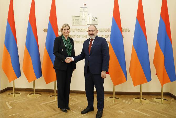 PM Pashinyan receives the delegation led by the President of the National Assembly of France