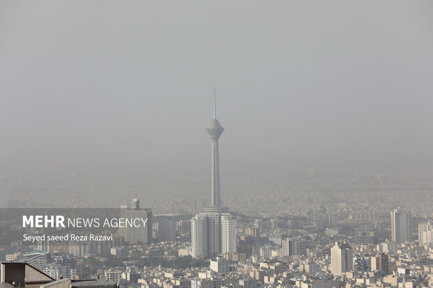  وضعیت آلودگی هوای پایتخت همچنان قرمز