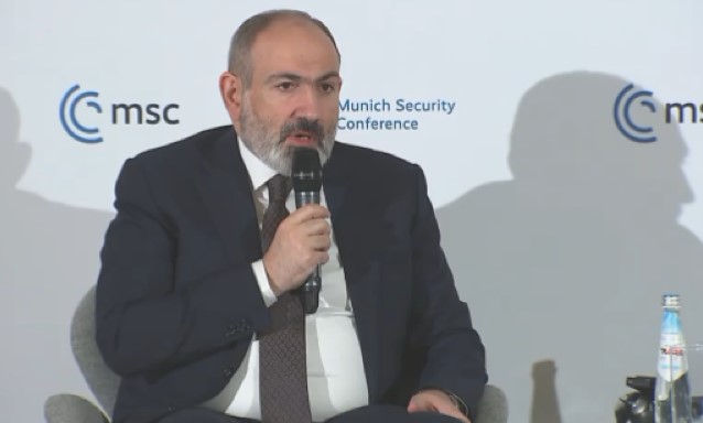 Azerbaijan, Russian peacekeepers have obligation to keep Lachin corridor operable – PM Pashinyan at MSC2023