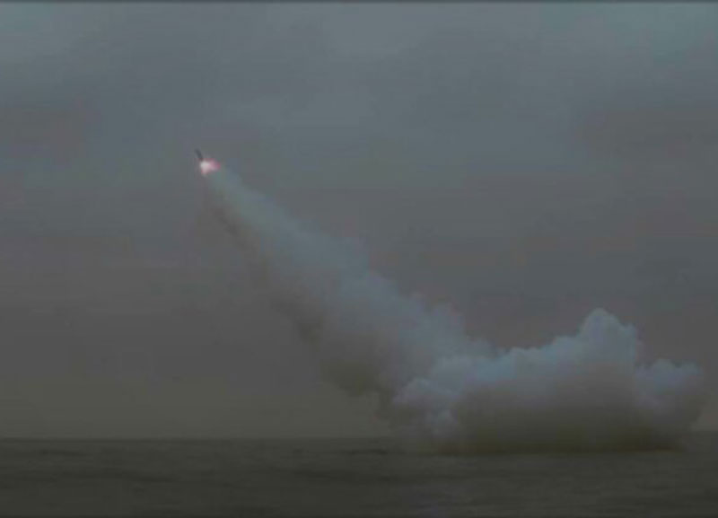 پیونگ یانگ ۲ موشک راهبردی کروز را از یک زیردریایی پرتاب کرد