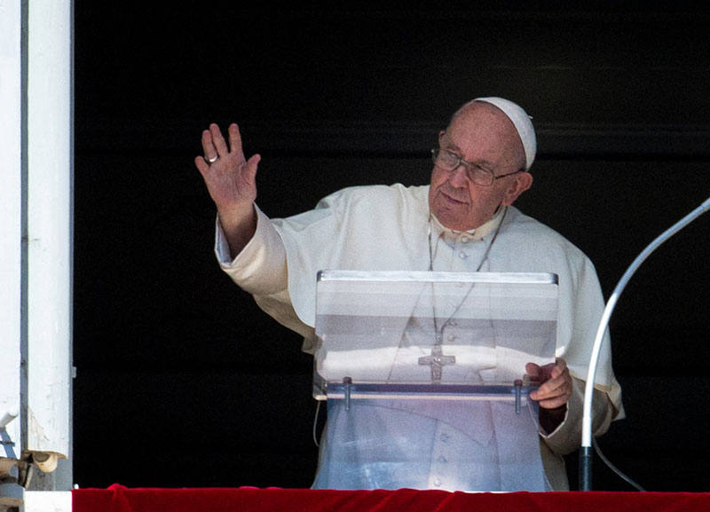 پاپ:« امکان حذف شرط تجرد برای کشیش ها در دست بررسی است»