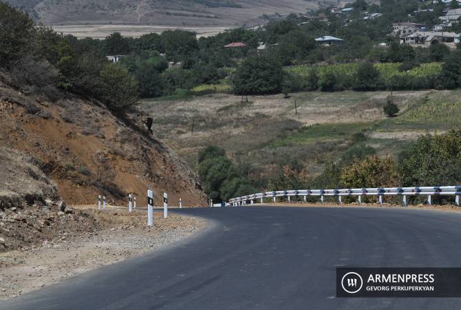 Azeri military blocks Goris-Stepanakert highway’s Aghavno-Tegh section