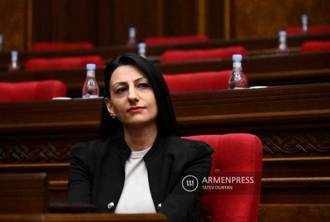 Armenian Human Rights Defender visits detained Azerbaijani servicemen