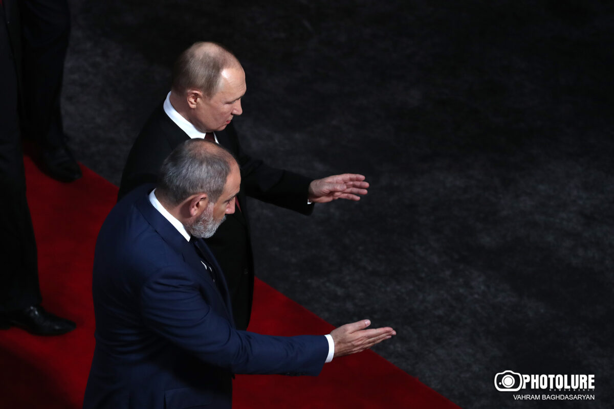 Kremlin says plans for Putin-Pashinyan meeting being discussed