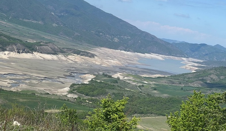 Damage caused by Azerbaijani blockade: Sarsang Reservoir almost empty