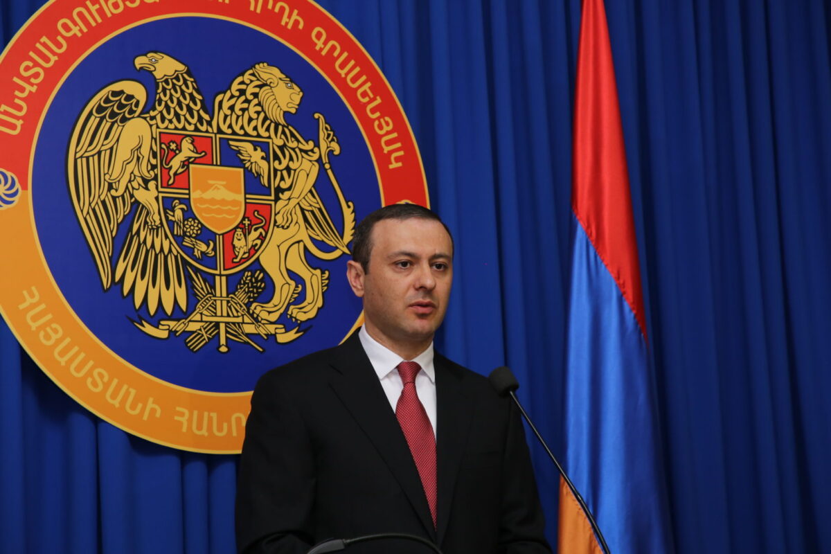 Secretary of Armenian Security Council briefs NATO officials on regional security environment