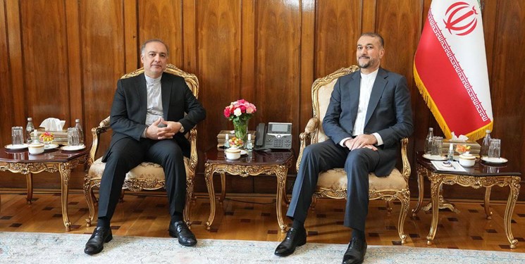 دیدار و خداحافظی سفیر جدید ایران در ایروان با امیرعبداللهیان