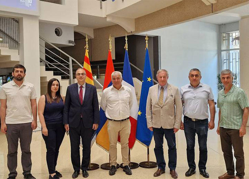 Հայաստան-Ֆրանսիա ԱԺ բարեկամության խմբի անդամները Մարսելում անդրադարձել են Լաչինի միջանցքի ապօրինի շրջափակման հարցին