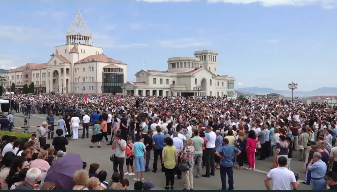 Thousands rally in Stepanakert to demand unblocking of Artsakh