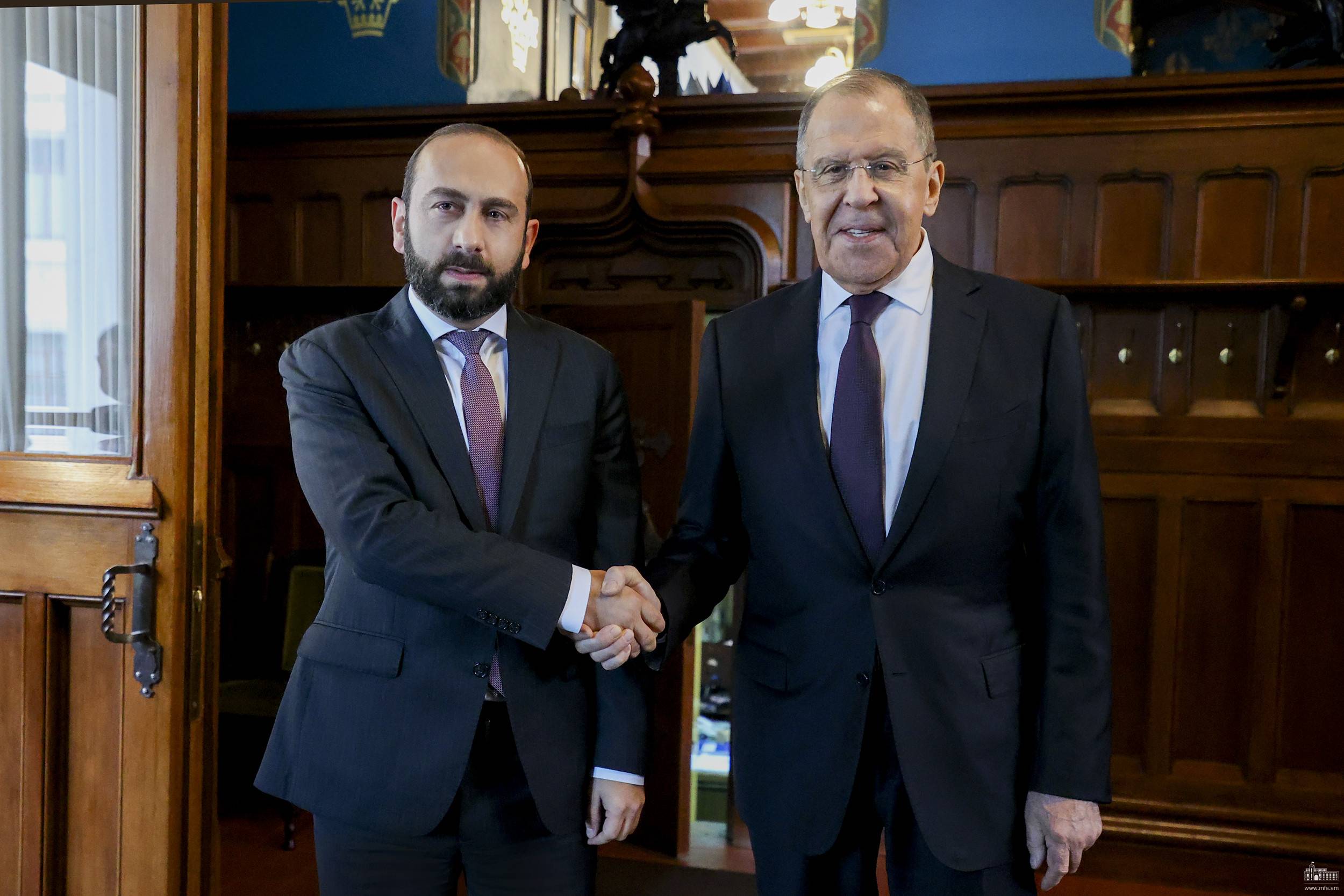Mirzoyan stressed in meeting with Lavrov commitment to take 1975 map as basis for ensuring maximum clarity in further border delimitation process