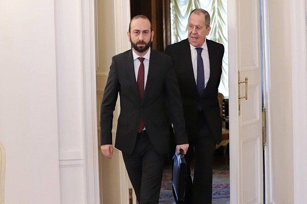 محور اصلی گفتگوی دیپلمات ارشد ارمنستان با لاوروف