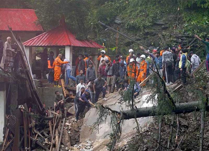 Ավելի քան 60 մարդ է զոհվել Հնդկաստանի նահանգում տեղատարափ անձրևների պատճառով