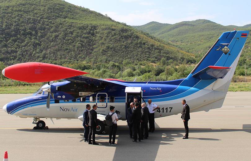 Ադրբեջանցիները կրկին թիրախավորել են «Սյունիք» օդանավակայանը, հյուրերին շտապ տարհանել են