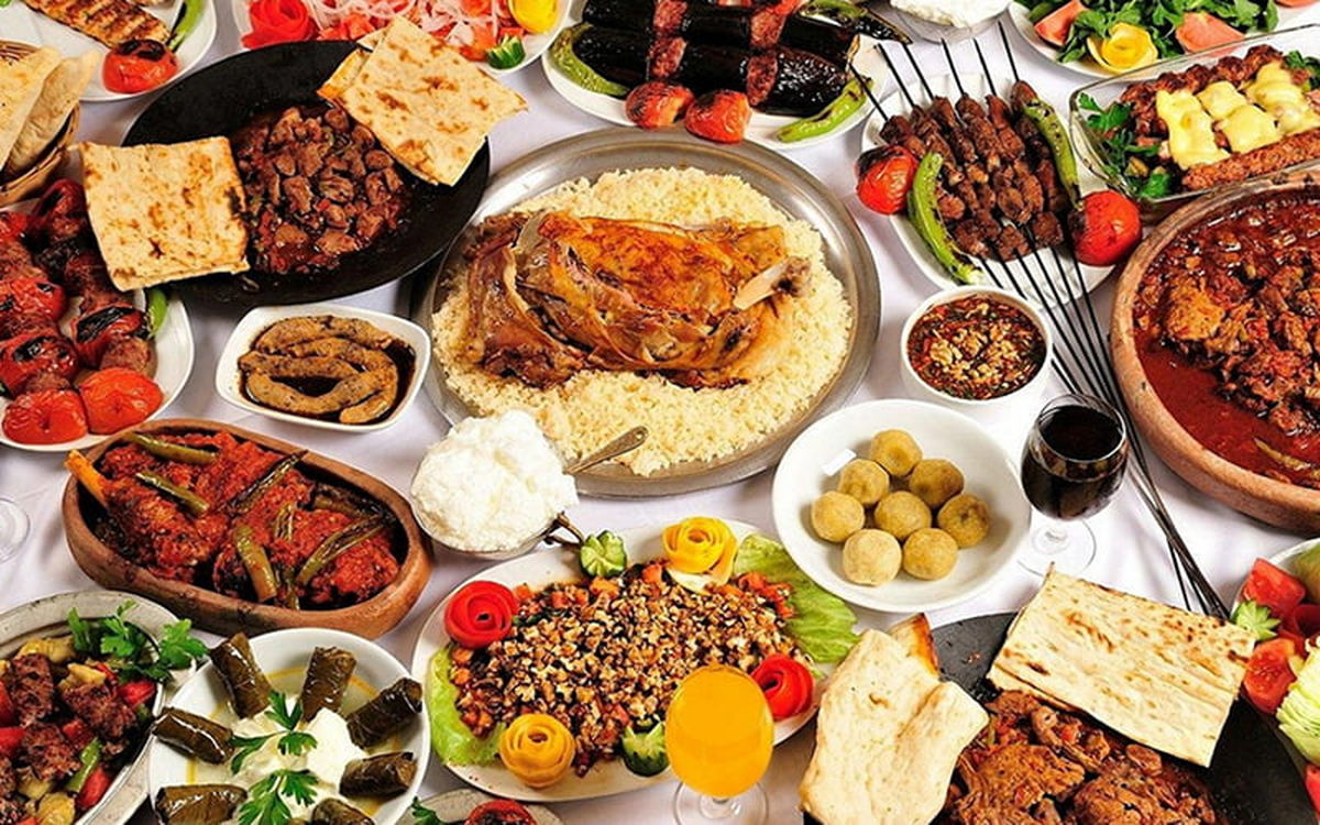 تندیس طلای جشنواره خوراک ارمنستان به آشپزهای ایران رسید