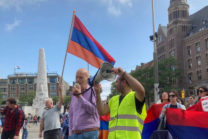 Demonstrators in Amsterdam call for sanctions against Aliyev regime