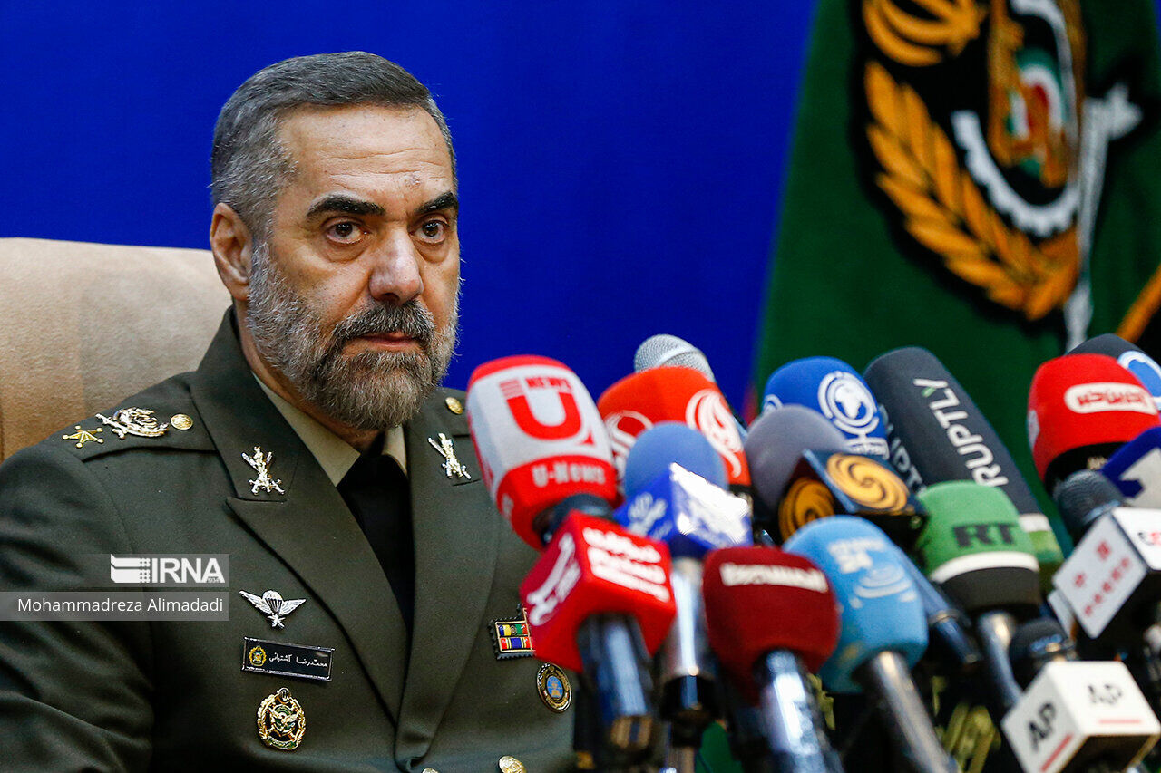 وزیر دفاع: همه تحریم‌های تسلیحاتی ایران مهرماه پایان می‌یابد