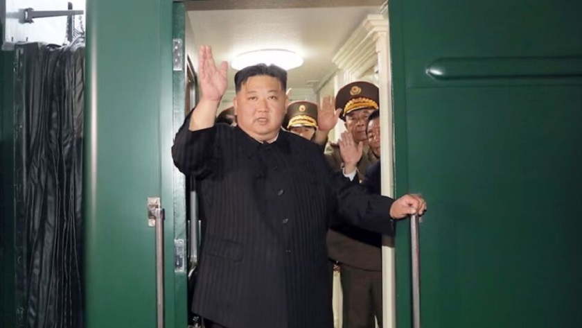 Kim Jong-un heads toward Russia to visit Putin