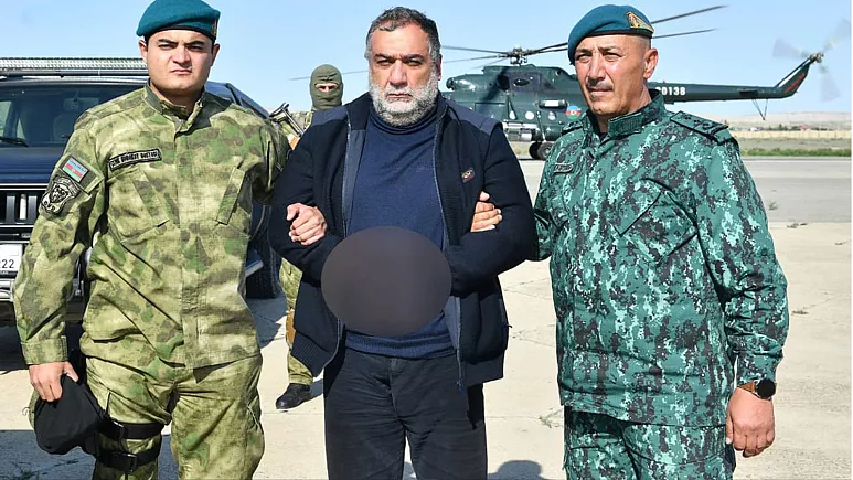 آذربایجان رهبر سابق قره‌باغ را دستگیر کرد؛ نزدیک به ۵۰ هزار آواره به ارمنستان گریختند