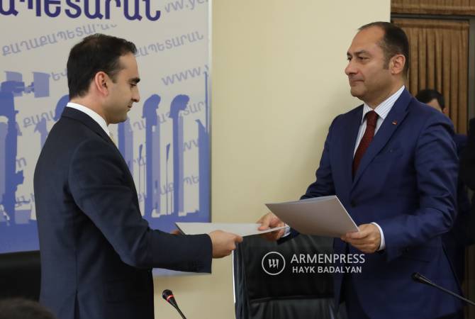 Video - Civil Contract, Hanrapetutyun factions of Yerevan City Council sign memorandum of cooperation