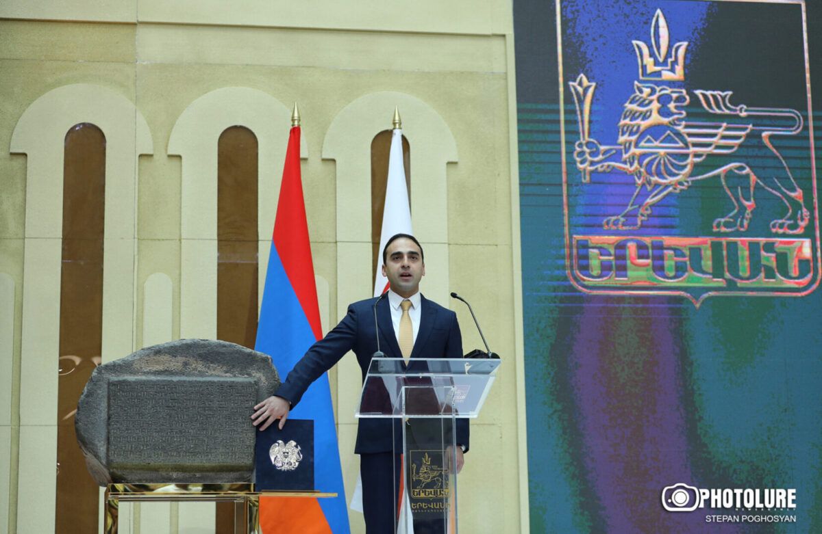 Video - Tigran Avinyan sworn in as Mayor of Yerevan