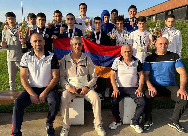 13 մարզիկ՝ 13 մեդալ. Հայաստանի բռնցքամարտի պատանեկան հավաքականը հայրենիք է վերադառնում