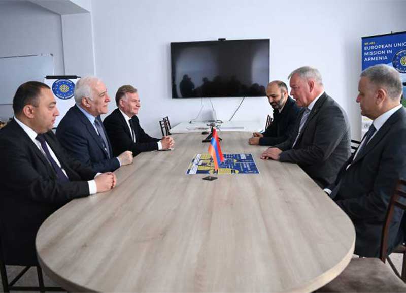 ՀՀ նախագահն այցելել է ԵՄ քաղաքացիական դիտորդական առաքելության Եղեգնաձորի նորաբաց գրասենյակ