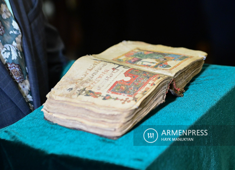 Վեց հարյուր տարվա դեգերումից հետո Հայաստան վերադարձավ 15-րդ դարի ձեռագիր մատյանը